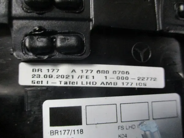 MERCEDES A-CLASS DASHBOARD TRIM A1776806706 image 3