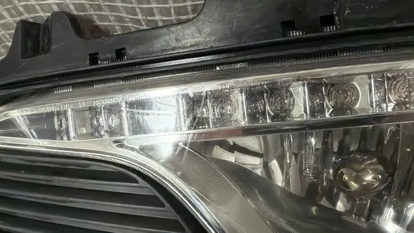 HYUNDAI GRAND SANTA FE 2012 Farol esquerdo halógeno OEM image 3
