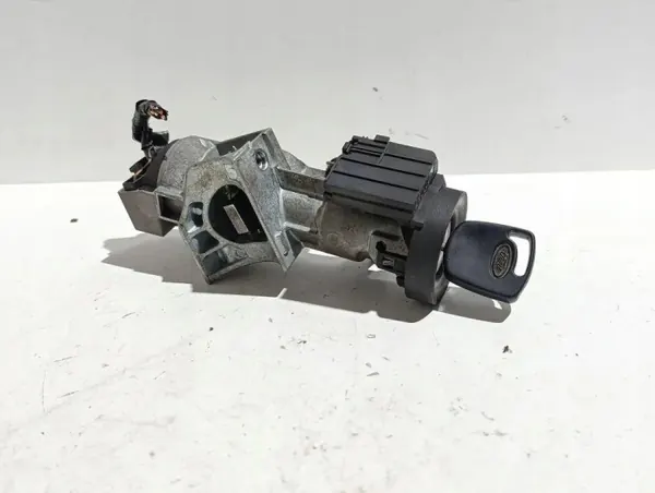 Kit d'allumage OEM 6C1112A650AK pour Ford Transit Connect image 2