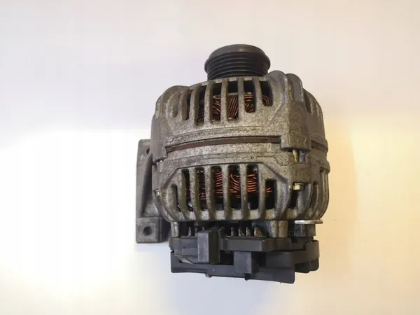 Vaihtovirtageneraattori Volvo OE 8676496 image 4