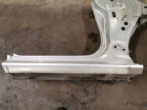 Ford Fiesta mk8 Montant droit avant OEM bvcfdxs image 2