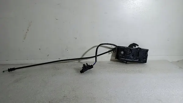 Huvlåsset XC90 II image 2