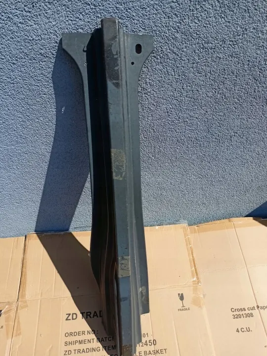 OEM 68302718AB Couvre-pilier droit haut Jeep Wrangler JL image 2