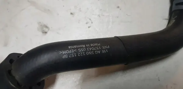 Jäähdytysputki VW ARTEON 2.0L Diesel 2017 OEM 04L121131N image 3