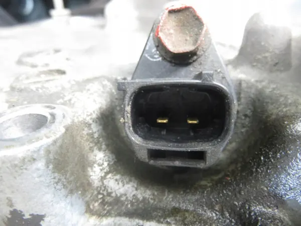Carter de Distribution Peugeot 107 1.0 - Pièce OEM image 3