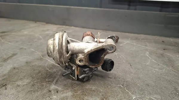 Vacuum Sensor Valve Mercedes W220 4.3 V8 A1121400060 image 5