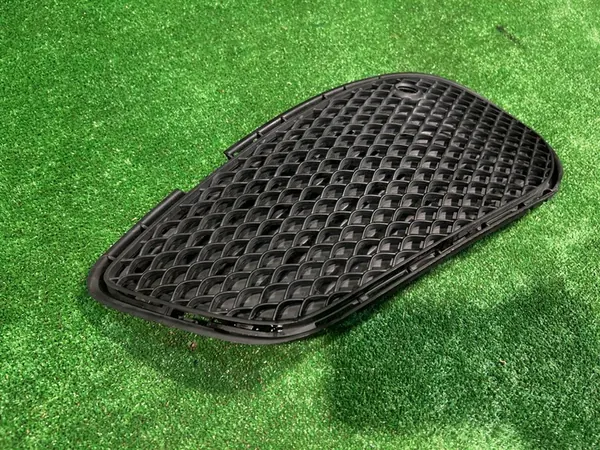 MERCEDES C-KLASA W205 AMG Grille de Pare-Chocs Avant Gauche A2058854023 image 2