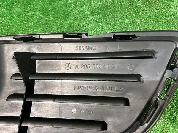 MERCEDES C-KLASA W205 AMG Grille de Pare-Chocs Avant Gauche A2058854023 image 9