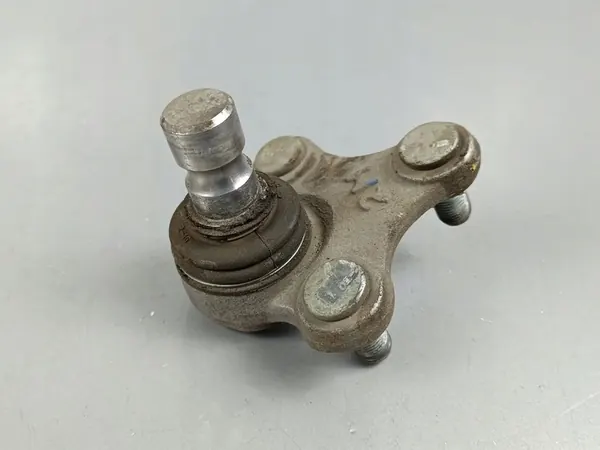 2022 Hyundai Tucson IV NX4 Broche de bras de contrôle avant FOB38428 image 1