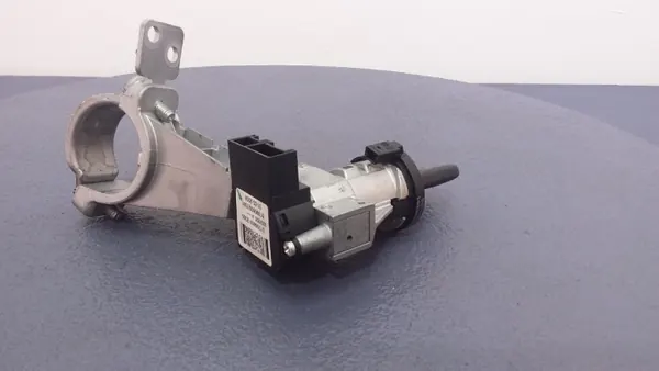 Fiat Linea I Avain OEM 51799409 B365 - Käytetty image 3