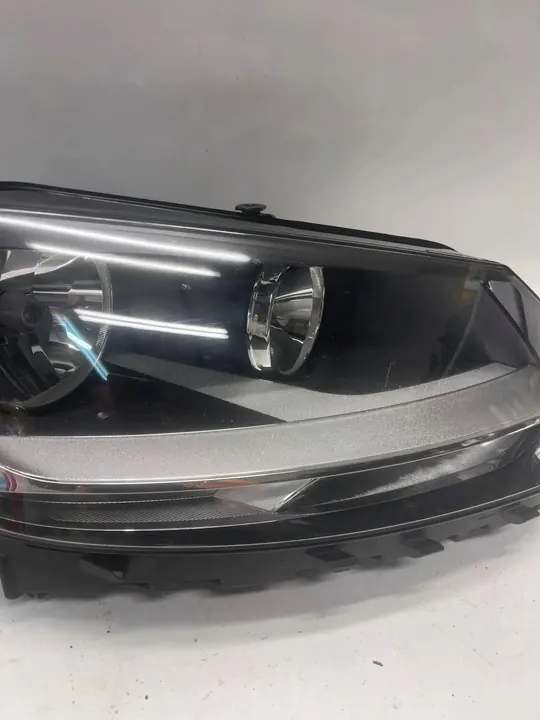 Farol Direito VW Sharan II 2010 OEM 7n1941006C image 3