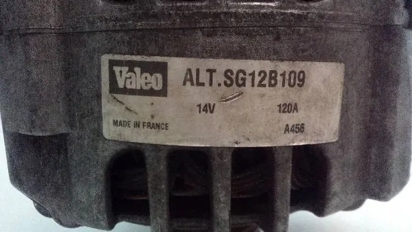 Vaihtovirtageneraattori Renault Megane II 1.9 DCI 8200538408 image 6