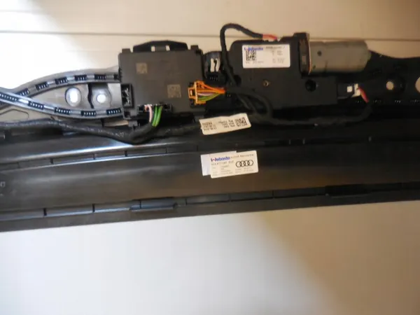 Techo Panorámico Audi Q3 OEM 83A877041B image 3