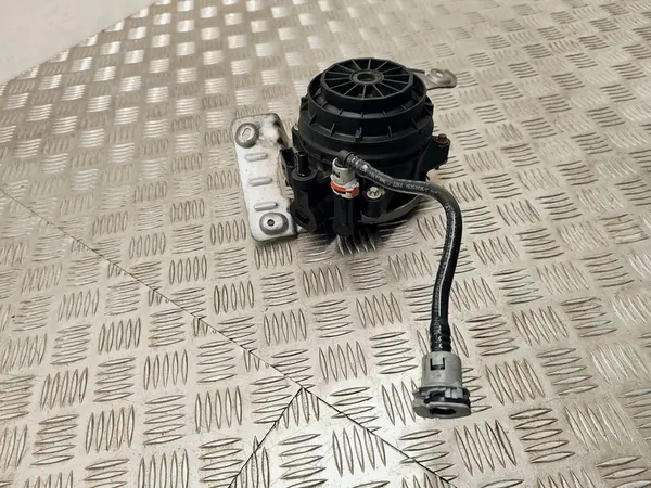 Bränslefilter Mercedes-Benz A W177 2019 OEM A6540902300 image 2