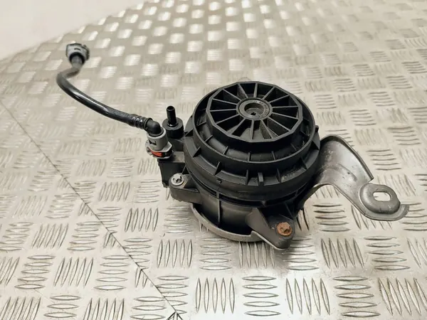 Bränslefilter Mercedes-Benz A W177 2019 OEM A6540902300 image 4