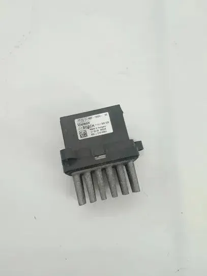 Lämmityspuhaltimen rele OEM 01018964 Ford Mondeo IV image 2