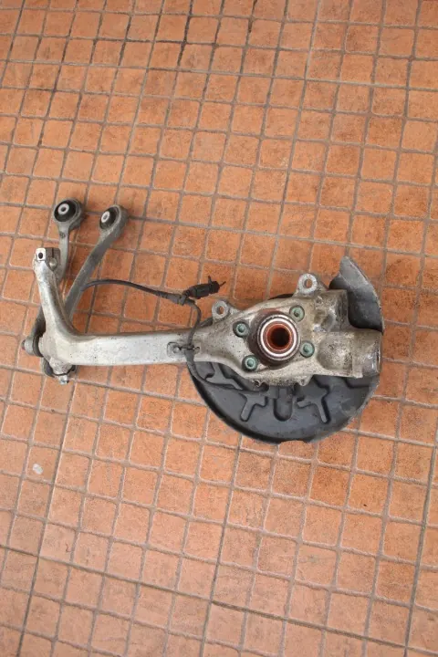 Audi A4 B6 2.5 TDI oikea etunivela OEM 8E0407242B image 4