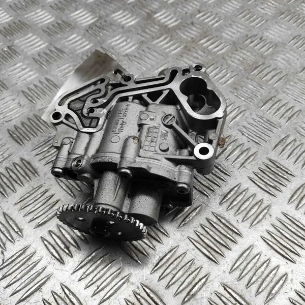 Pompe à huile OEM 04E115151A pour Skoda Superb III Estate image 3