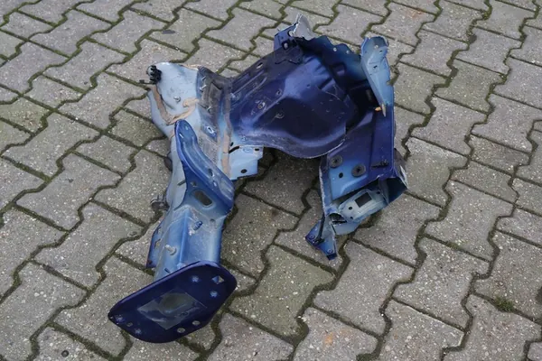 FIAT 500X Section Longitudinale Gauche Avant 888 image 6