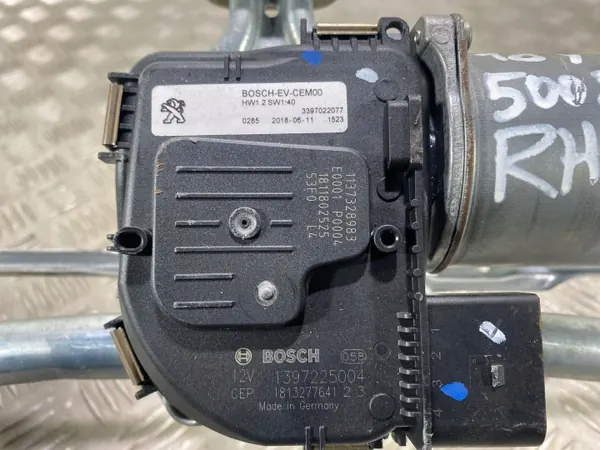 OEM 1813277641 Frontscheibenwischerarm für Peugeot 5008 image 10
