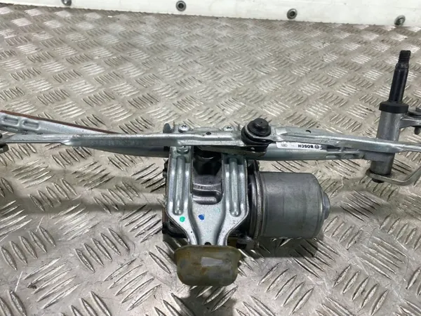 OEM 1813277641 Frontscheibenwischerarm für Peugeot 5008 image 6