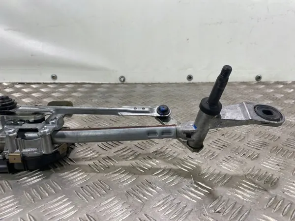 OEM 1813277641 Frontscheibenwischerarm für Peugeot 5008 image 8