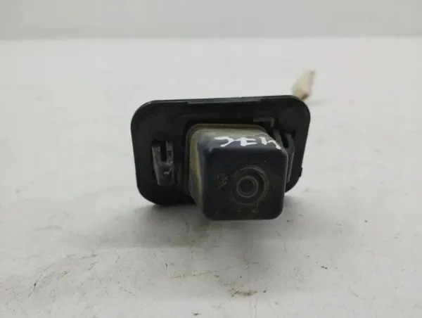Caméra de recul Mazda CX-7 09-12 OEM E223-67RC0 image 4