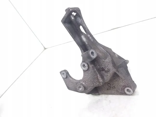 Subaru OE ohjauspumpun kiinnike OEM ARA189474 image 2