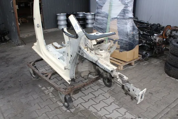 Para-choques dianteiro direito VW Touran OEM 5774085 image 4