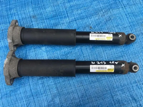 Mercedes W213 Hinterachsdämpfer OEM A2133207301 image 2