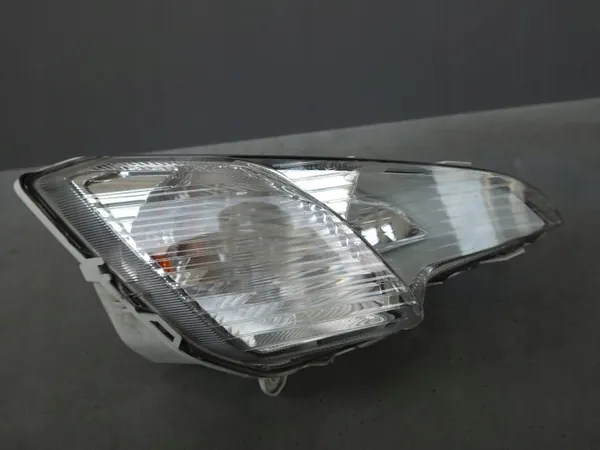 Ford Ecosport 17- Right Turn Signal Halogen GN15-13B220-MB image 2