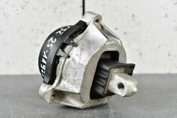 Supporto motore destro BMW G30 F90 F91 X5 G05 X6 G06 6860458 image 7