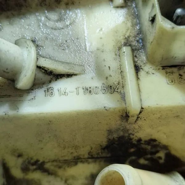 BMW 3 E36 2000 Polttoainepumppu 16141180504 image 6