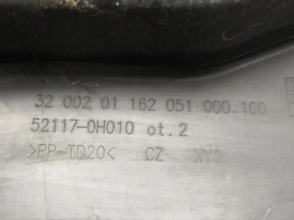 Capa de para-choque dianteiro 52117-0H010 Toyota Aygo II image 3