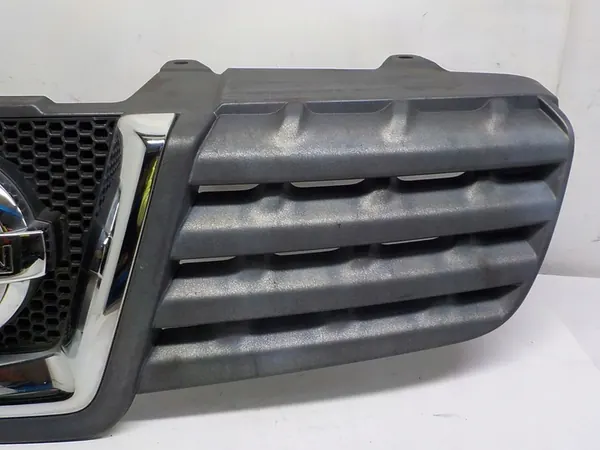 NISSAN QASHQAI J10 Grill image 9