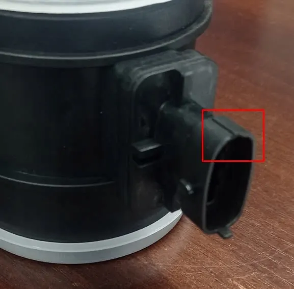 Pierburg Luftmassenmesser 7.07759.49.0 image 3