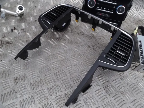 Renault Talisman 2015 radio-navigationsdisplayram OEM 280907196R image 4