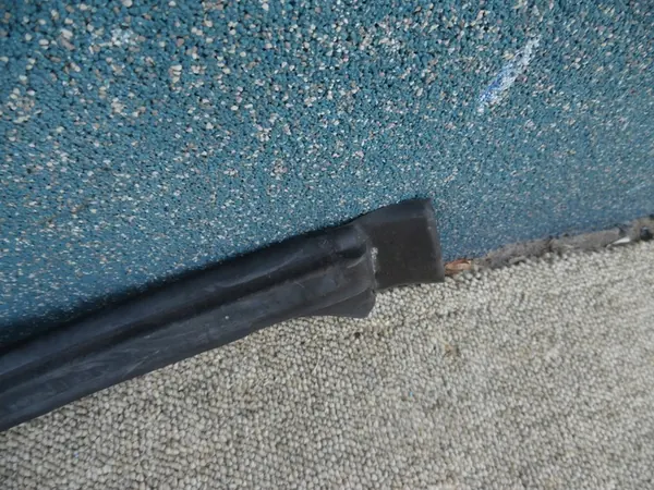 Mercedes-Benz Bakdörrsseal A9067470130 image 2