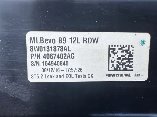 Tanque AdBlue OEM 8W0131878AL com Bomba para Audi image 4