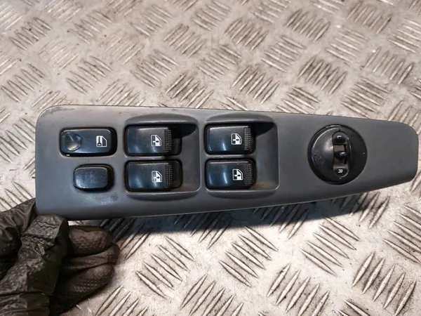 Linker voorraam schakelaar KIA CERATO I 93570-2F200 image 2