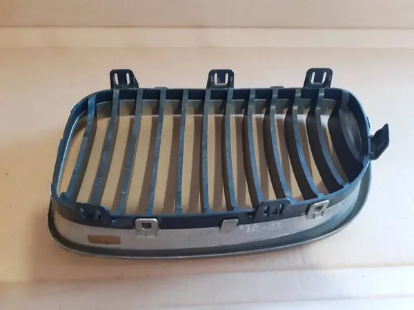 Left Grille 51137199439 BMW 1 E87 image 2
