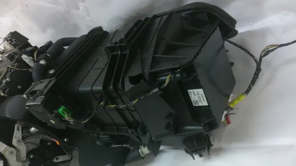 Jaguar XF X250 lämmitysydin OEM 9X23-19B555 image 4
