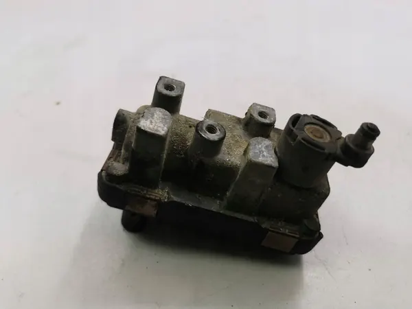 Actionneur de turbo Hyundai Santa Fe 2012 image 1