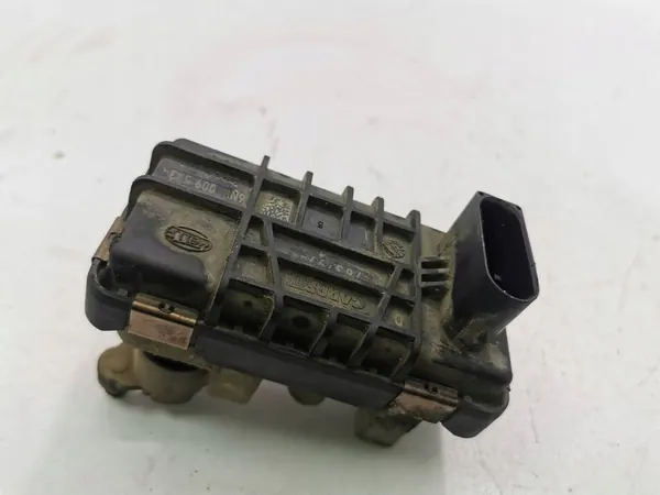 Actionneur de turbo Hyundai Santa Fe 2012 image 3