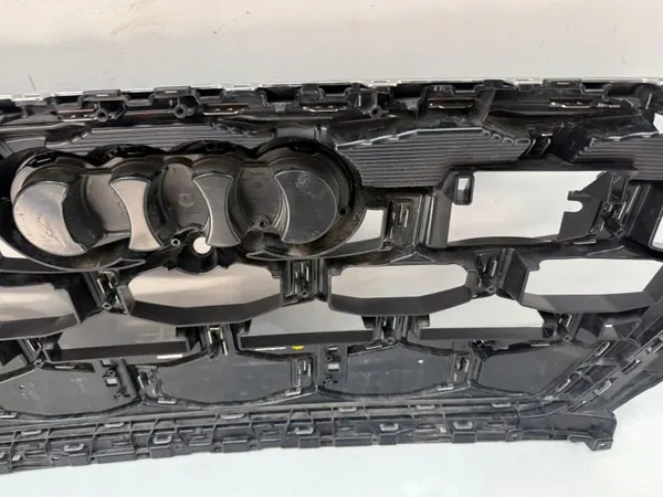 Grille Audi Q7 4M0 S-Line OEM 4M0853651BD - Occasion image 10