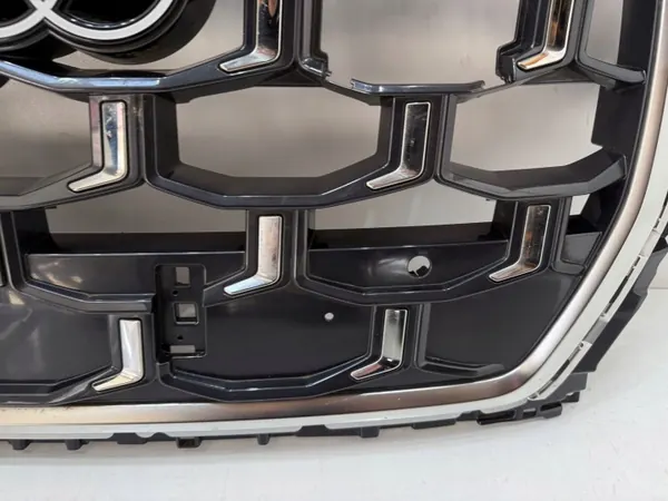 Grille Audi Q7 4M0 S-Line OEM 4M0853651BD - Occasion image 4