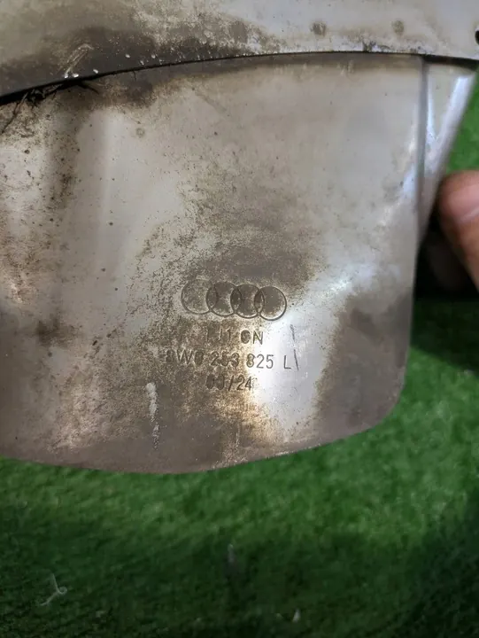 Ponta de escape esquerda direita Audi A4 B9 completa OEM 8W6807347B image 4