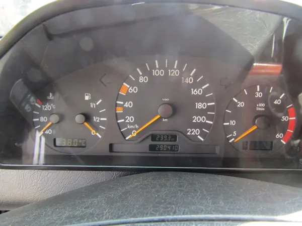 Cuadro de Instrumentos Mercedes W202 2.2CDI OEM 2024403411 image 2