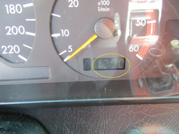 Cuadro de Instrumentos Mercedes W202 2.2CDI OEM 2024403411 image 4