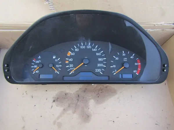 Cuadro de Instrumentos Mercedes W202 2.2CDI OEM 2024403411 image 5